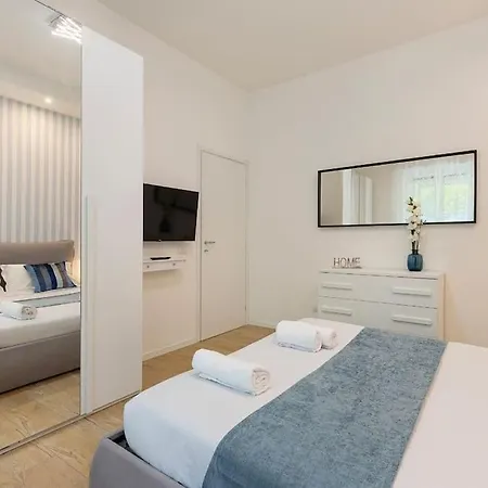 La Isla Home-3